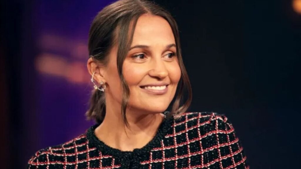 Alicia Vikander stage debut