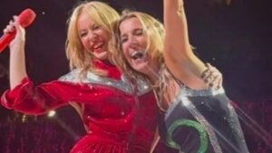 Kylie Minogue cancer survivor fan