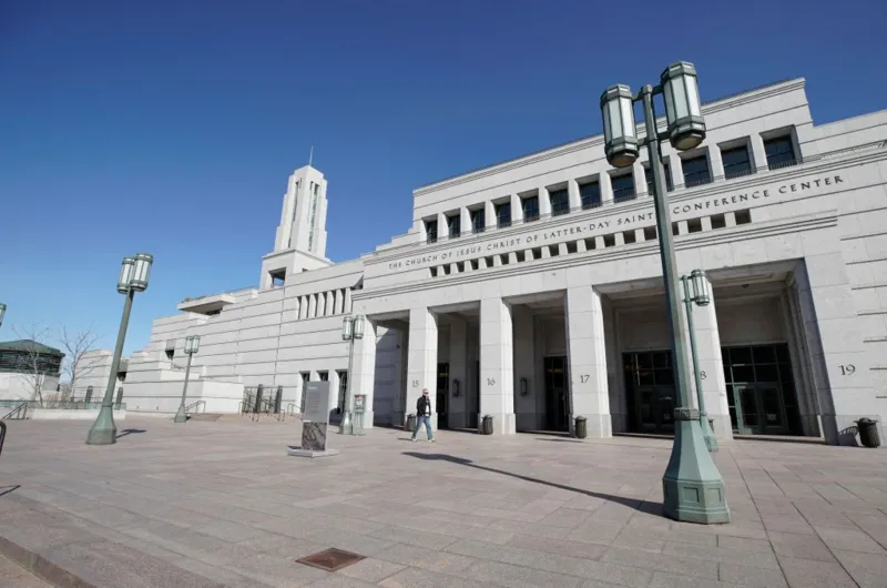 The Secret Lives of Mormon Wives